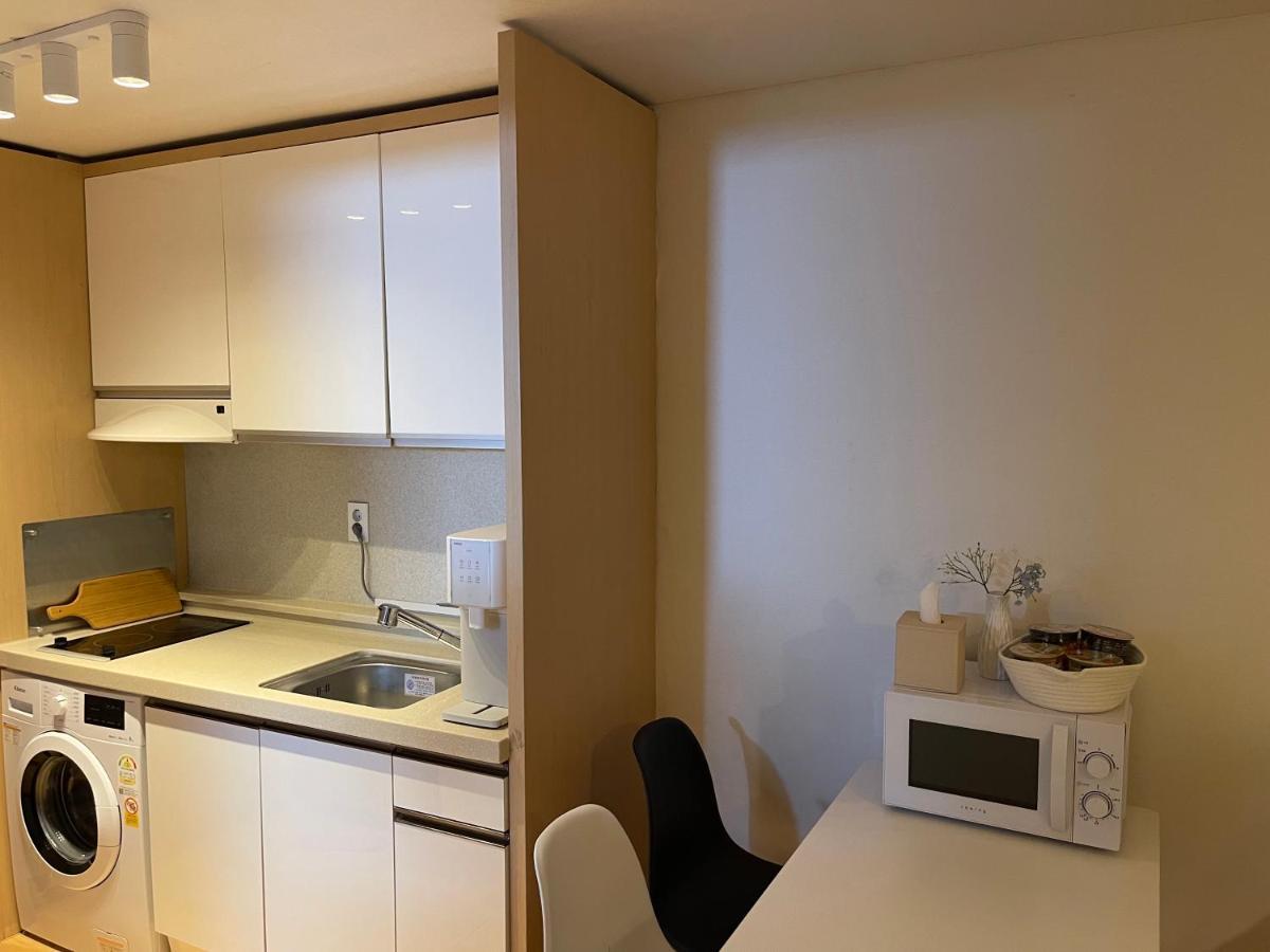 Winsome_Hongdae Apartment Seoul Exterior photo